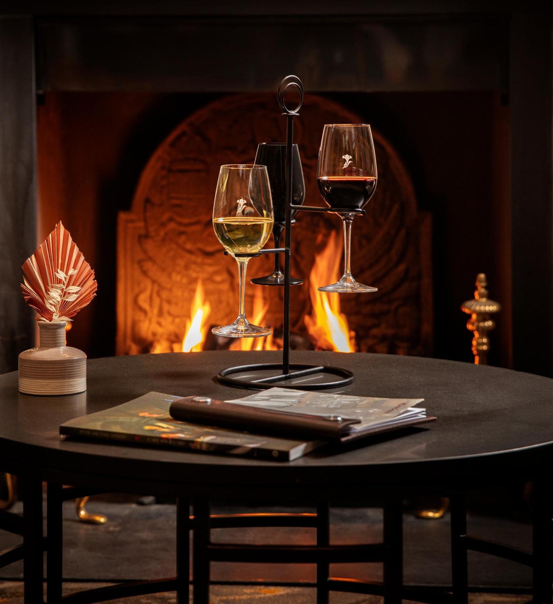 The Vineyard Hotel & Spa Нюбъри Екстериор снимка