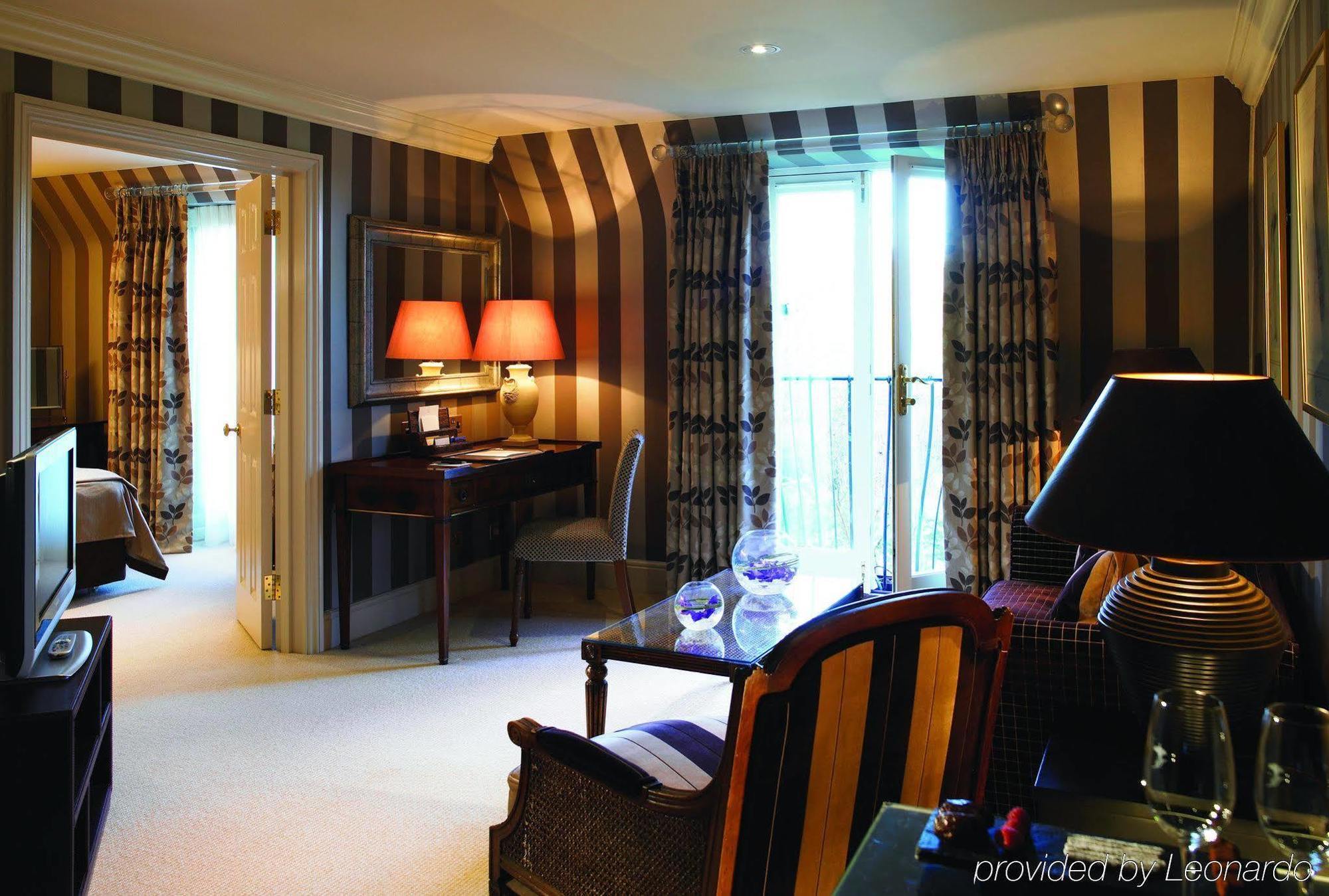 The Vineyard Hotel & Spa Нюбъри Стая снимка